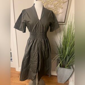 Elegant Woman’s Gray Zipper Front Dress